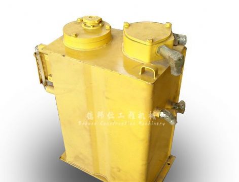 點擊檢查具體信息<br>標題：PC60-7液壓油箱 瀏覽次數：1402